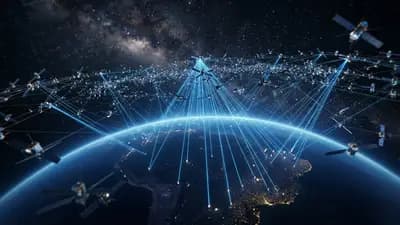 Representação gráfica de uma constelação de satélites orbitando a Terra com feixes de luz conectados a smartphones.